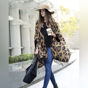 Shiraleah NWT! Zia Cape Scarf In Brown/Multi Animal Print